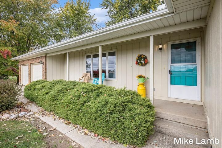 Property Photo: 3825 14 Mile Road NW MI 49345