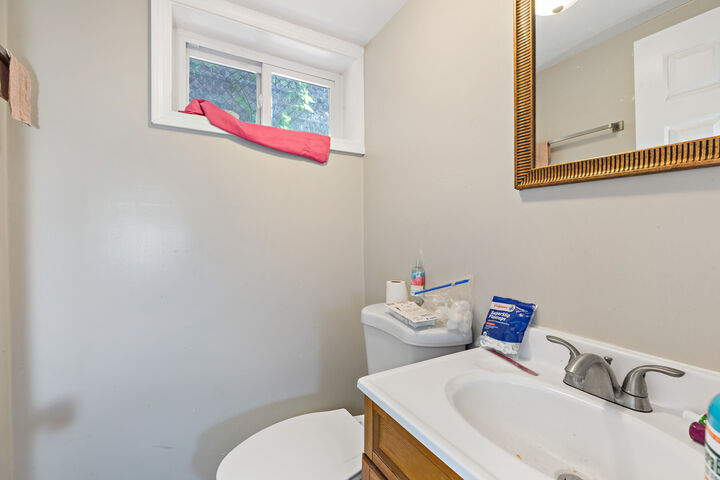 Property Photo:  8122 S Kingston Avenue  IL 60617 