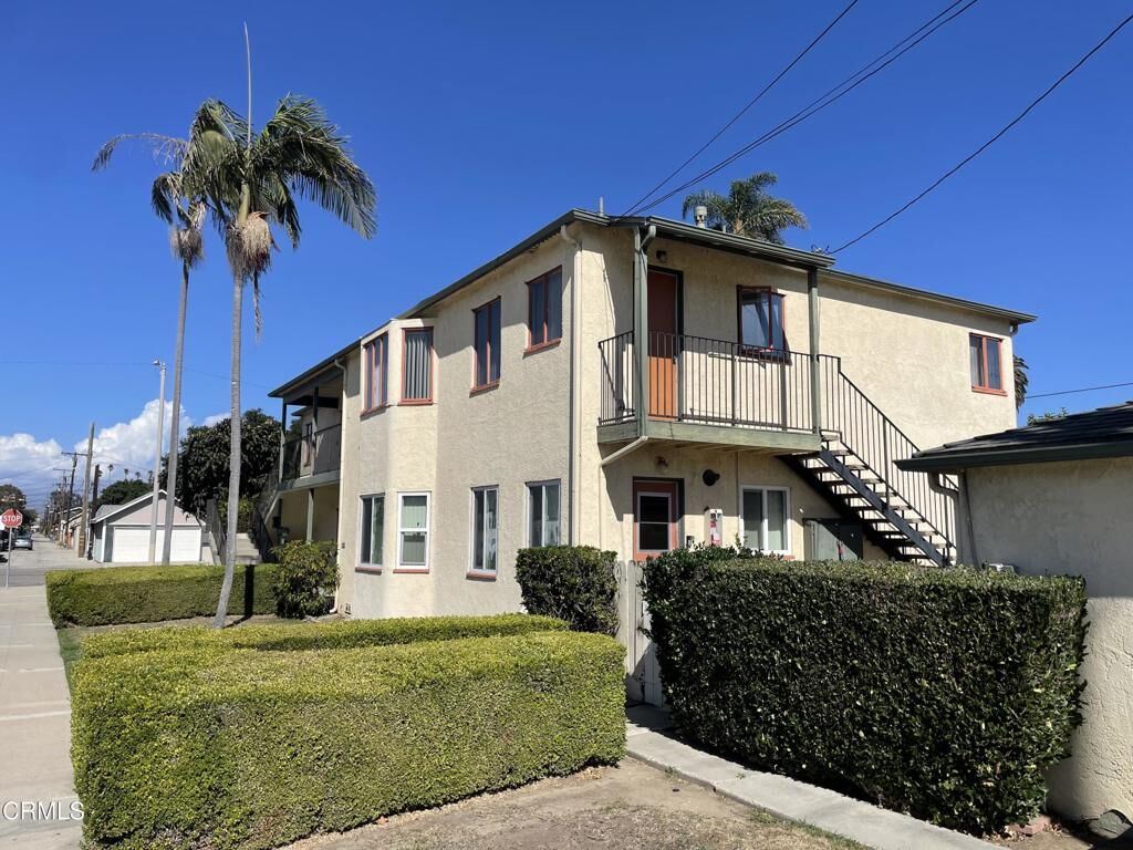 Property Photo:  506 S G Street  CA 93030