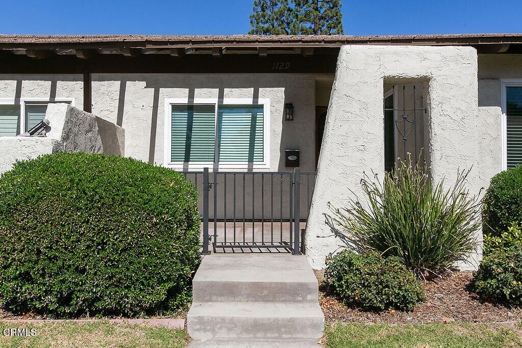 Property Photo:  1129 Glenbridge Circle  CA 91361 