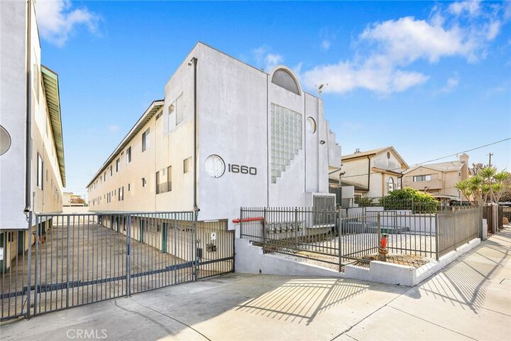 Property Photo:  1660 W 146th Street 2  CA 90247
