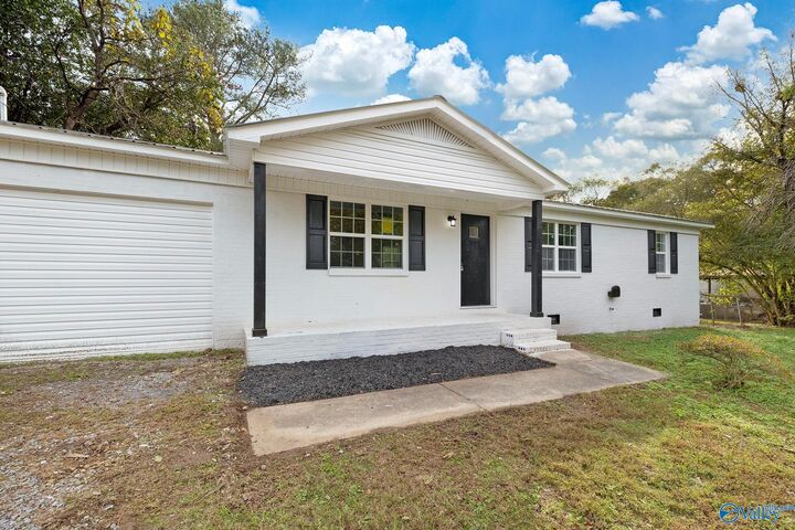 Property Photo:  914 Dooley Avenue  AL 35951