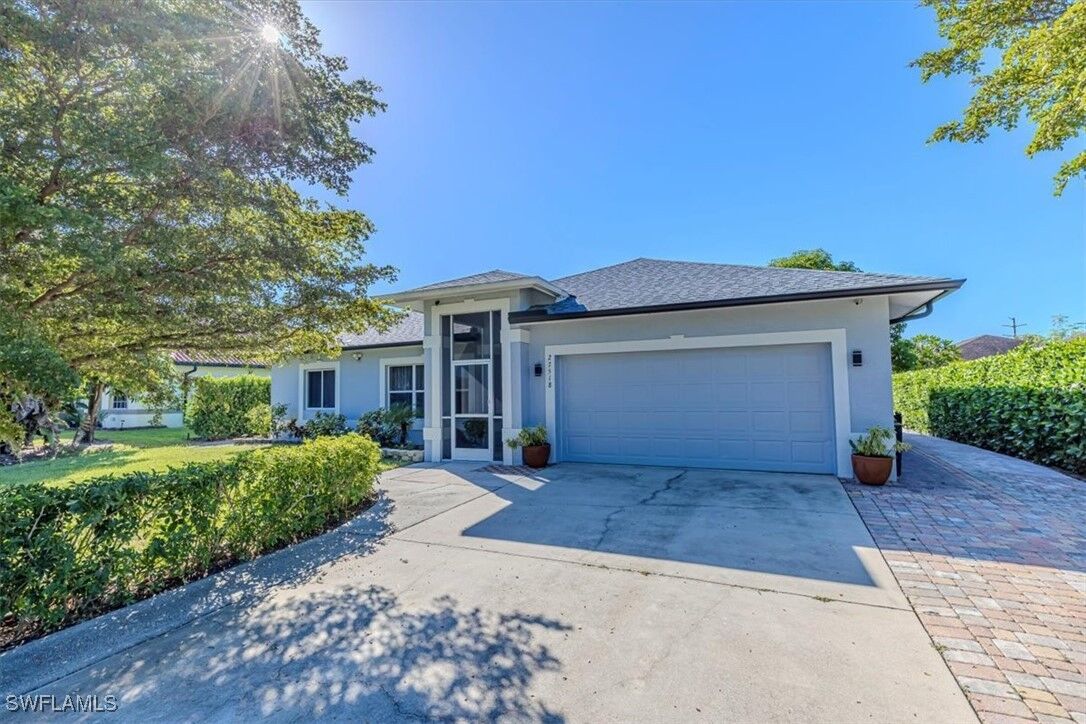 Property Photo:  27518 Pinecrest Lane  FL 34135