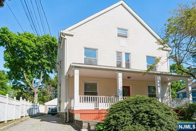 Property Photo:  332 Closter Dock Road 1  NJ 07624 