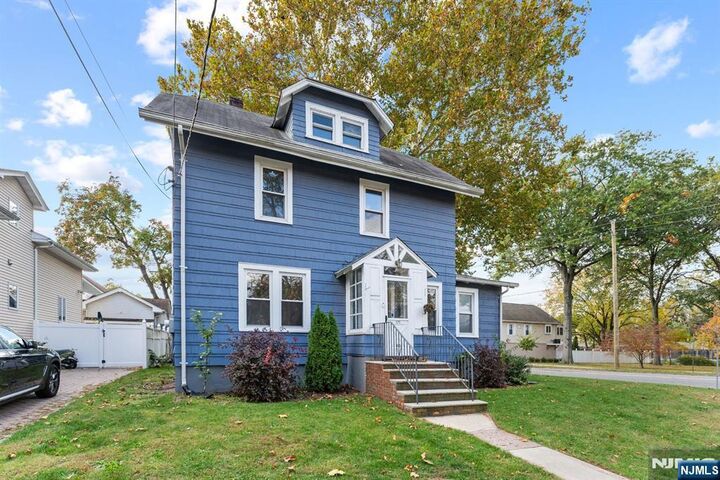 Property Photo:  177 Pierrepont Avenue  NJ 07070 