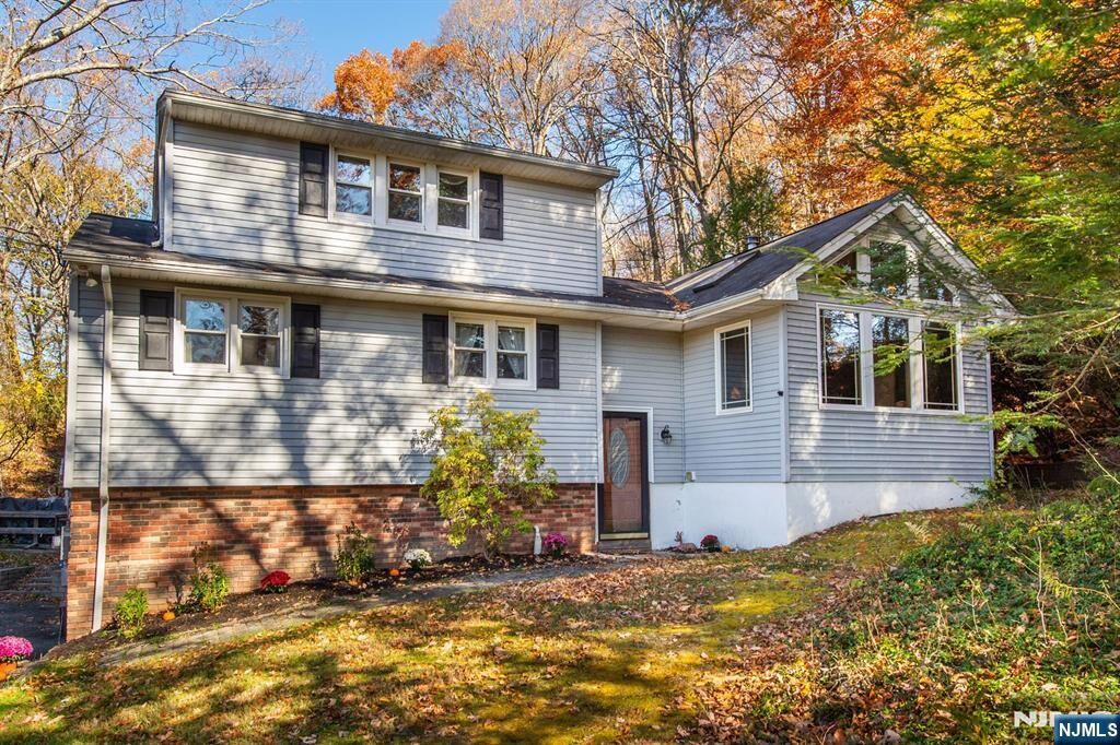 Property Photo:  23 Newman Road  NJ 07461