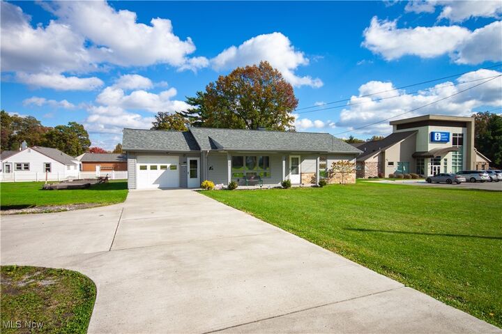Property Photo:  159 N Canfield Niles Road  OH 44515 
