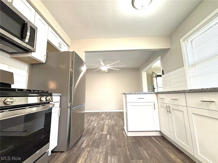 Property Photo:  1696 E 236th Street  OH 44117