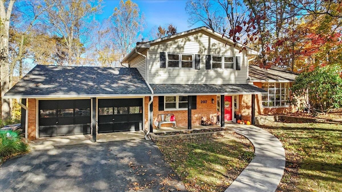 Property Photo:  207 Craig Drive  VA 24060 