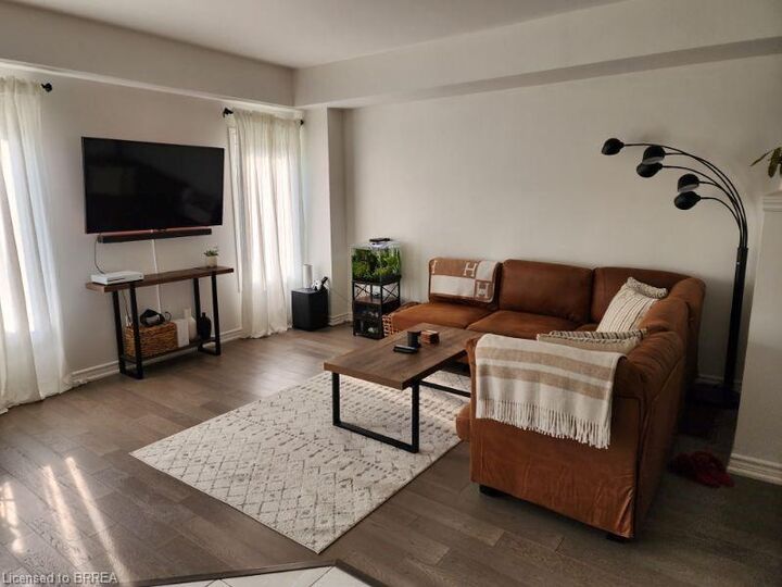 Photo de la propriété:  118 Jewel Street  ON N0H 1J0