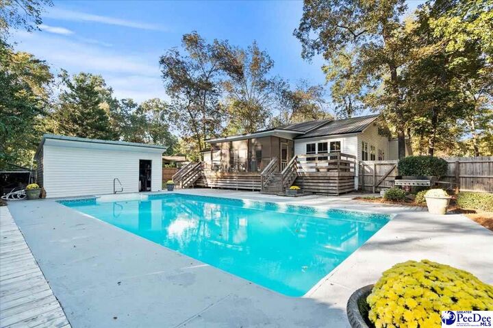 Property Photo:  1914 Deerwood Pl  SC 29501