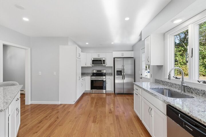 273 Sandwich Rd  Falmouth MA 02536 photo