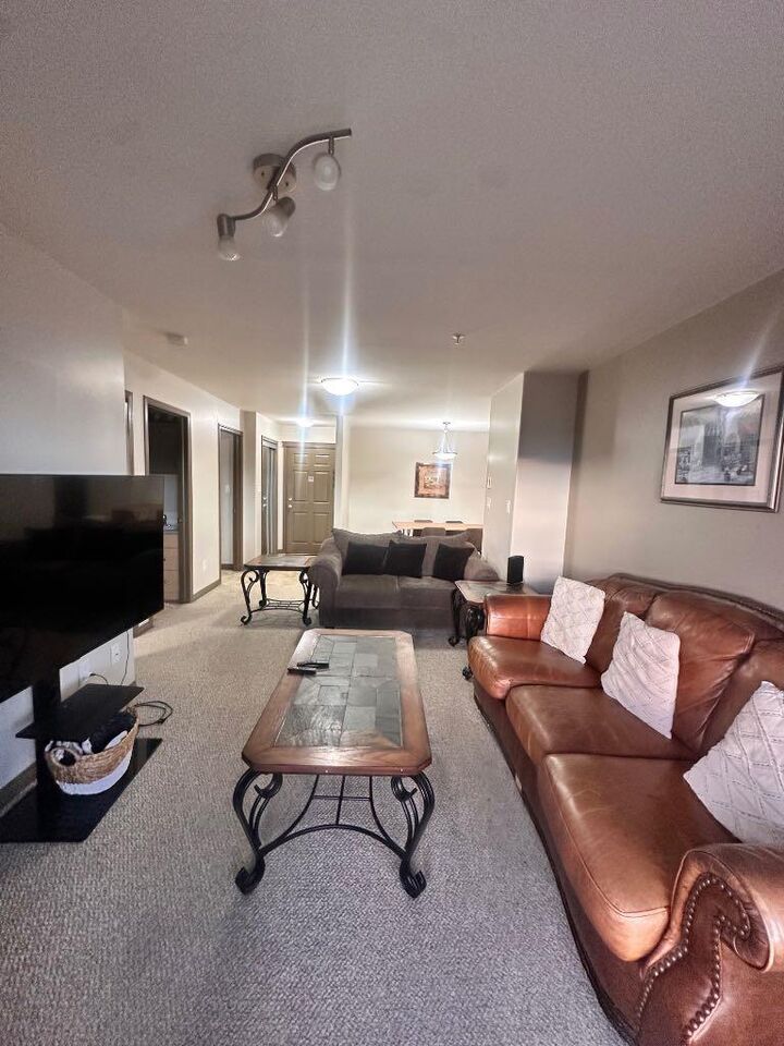 Property Photo: 200 Lougheed Drive 3309 AB T9K 2W3