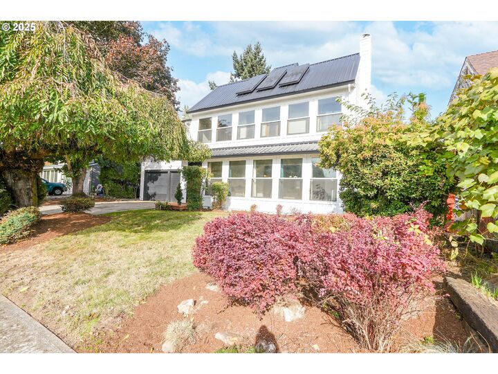 Property Photo:  2117 Dennis Ray Ave  OR 97303