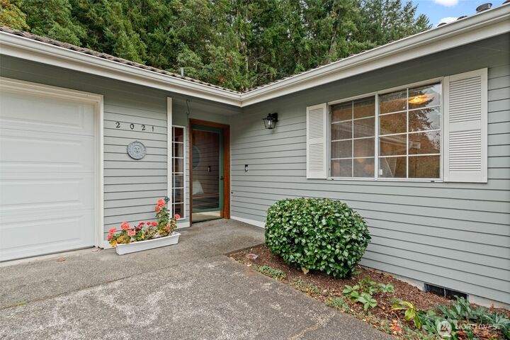 2021  59th Avenue NW  Gig Harbor WA 98335 photo