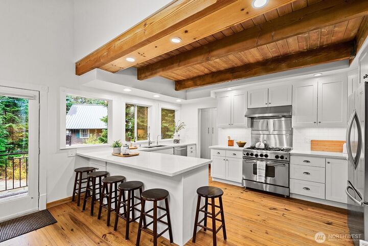 Property Photo: 11 Alpental Street WA 98068