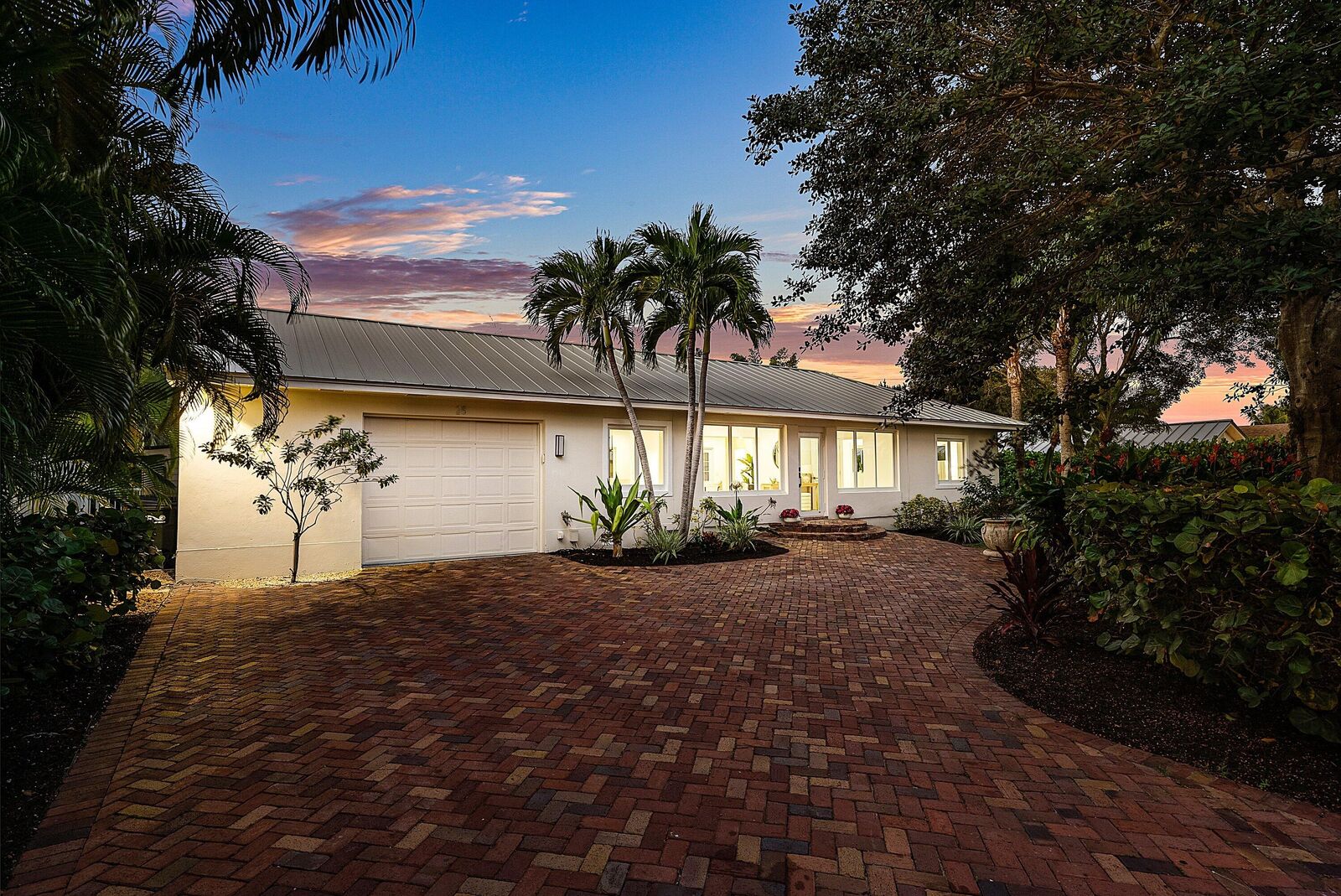 Property Photo:  25 NE 10th Street  FL 33444