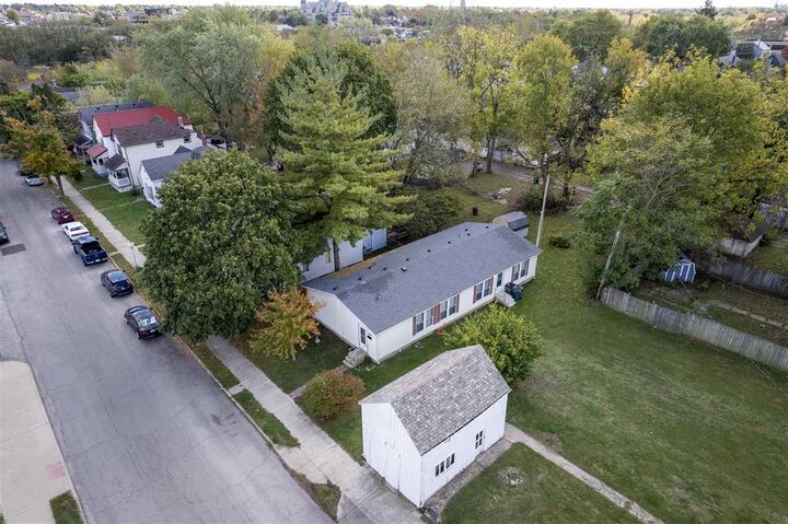 Property Photo:  227 Lincoln Street  IN 47374