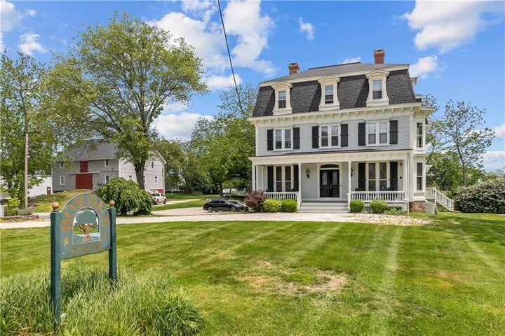 2951 East Main Road 3  Portsmouth RI 02871 photo