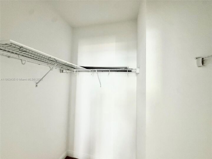 Property Photo:  2909 SW 119th Way  FL 33025