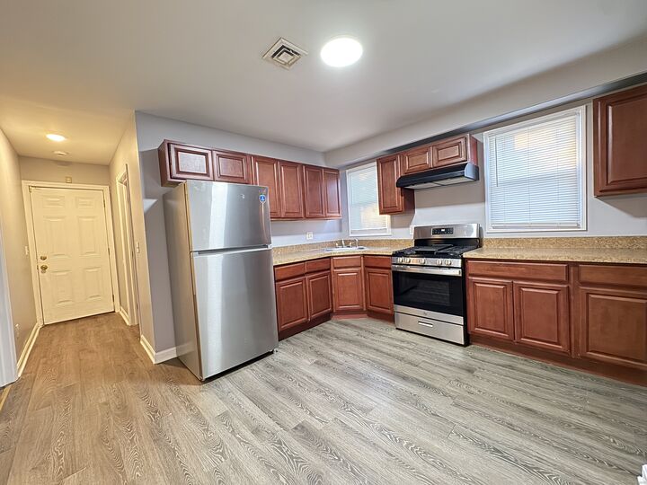 Property Photo:  53 Stevens Street  CT 06519