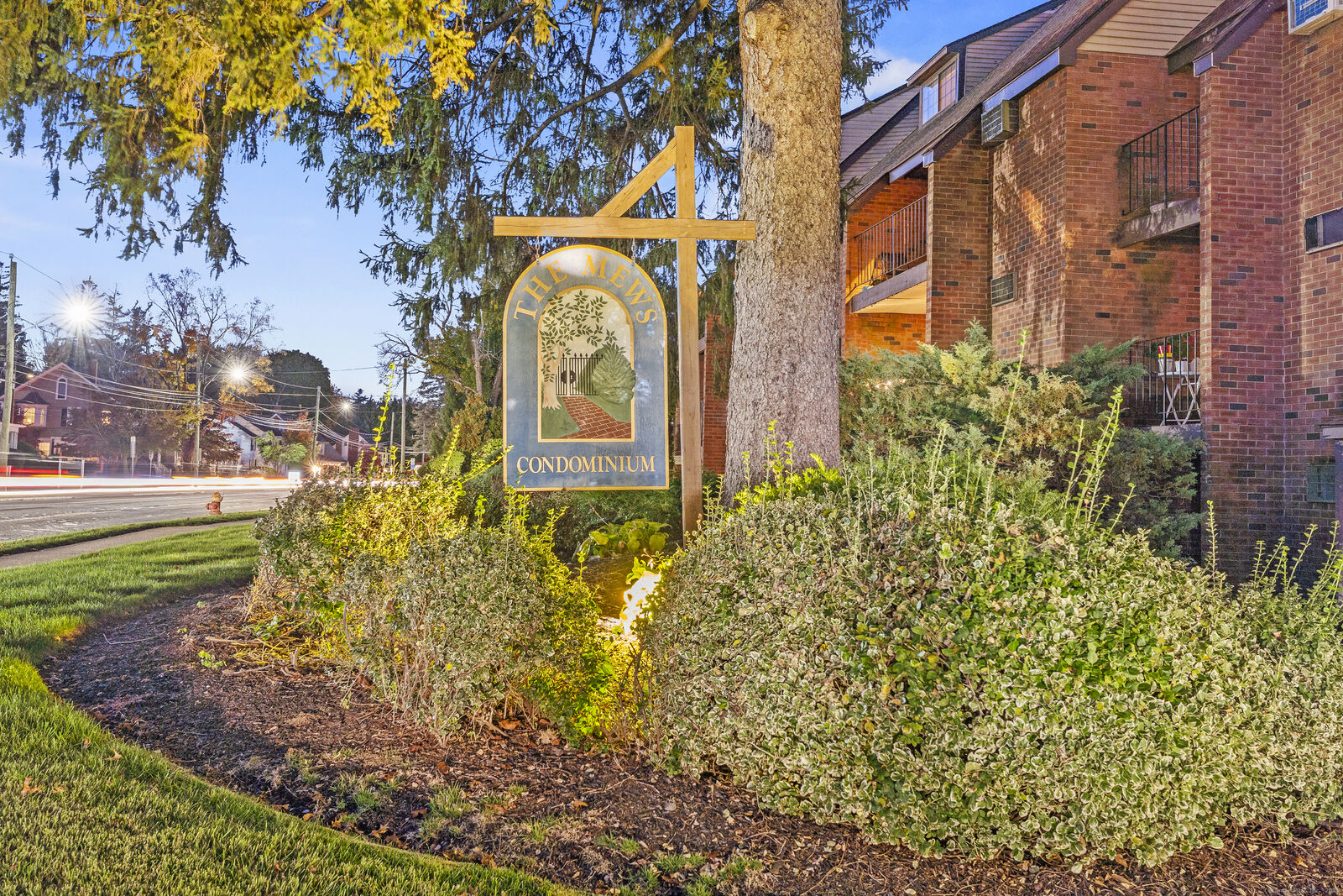 Property Photo:  42 North Main Street  CT 06107