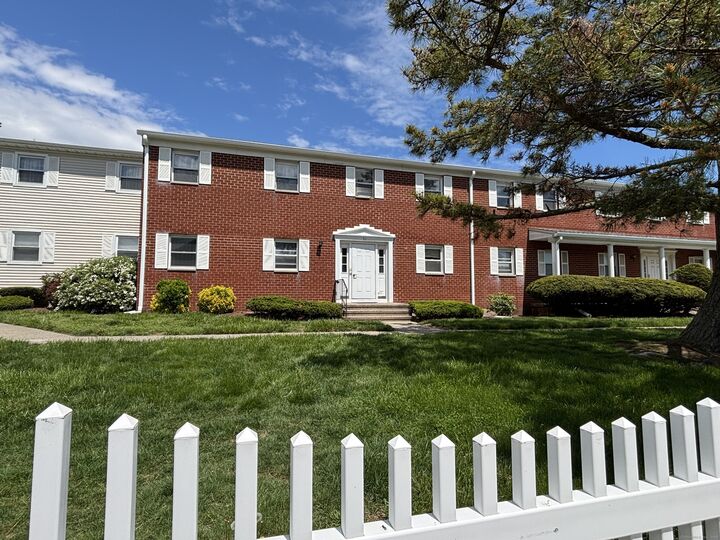 51 East Broadway C  Milford CT 06460 photo