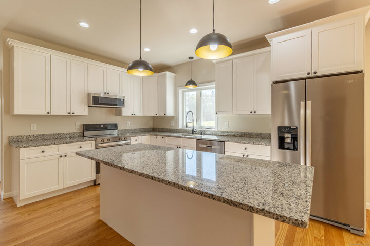 Property Photo:  18 Spring Hill Road  CT 06231 