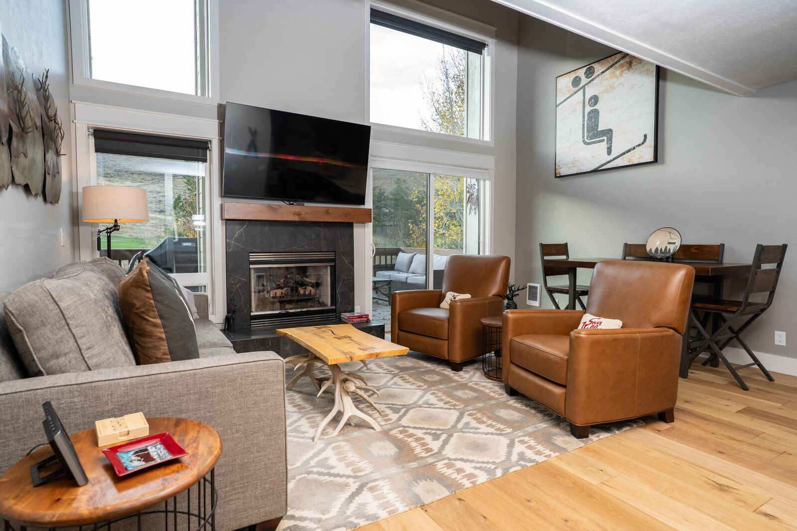 Property Photo:  2501 Indian Springs Condo Dr Dr  ID 83353