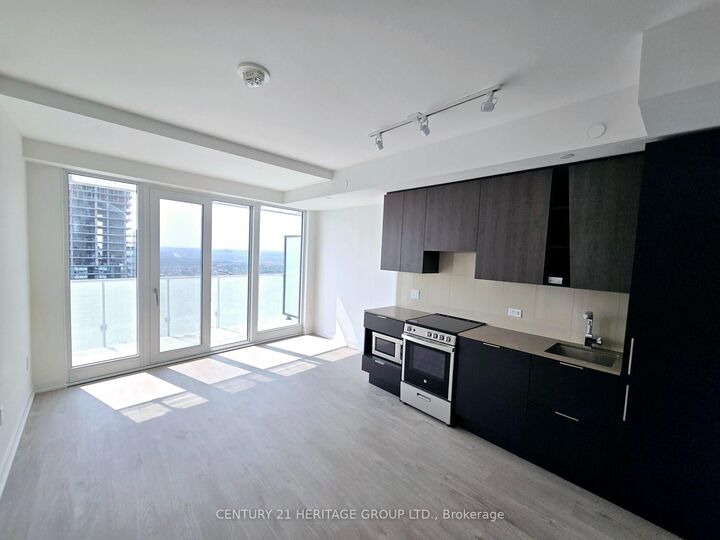 Photo de la propriété:  3900 Confederation Parkway 4008  ON L5B 3J1