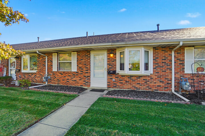 Property Photo: 4446 E Ridgewood East Road OH 45503