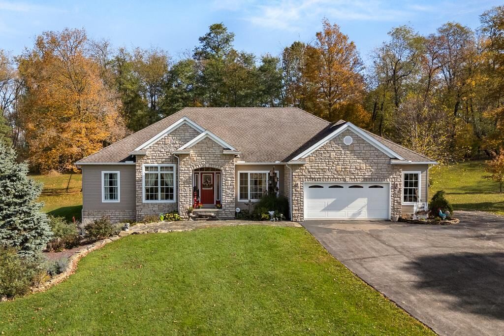 Property Photo: 999 Twp Rd 133 OH 44287