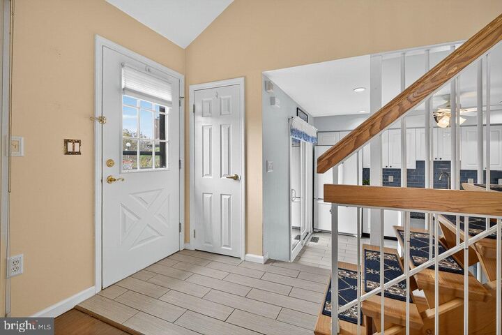 Property Photo:  37 Bloomingdale Drive 33  NJ 08844