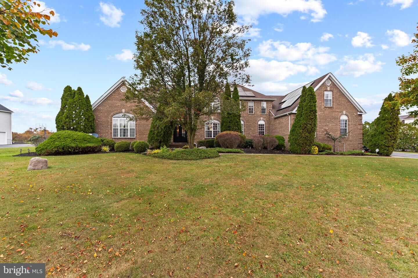Property Photo: 8 Sherwood Lane NJ 08022
