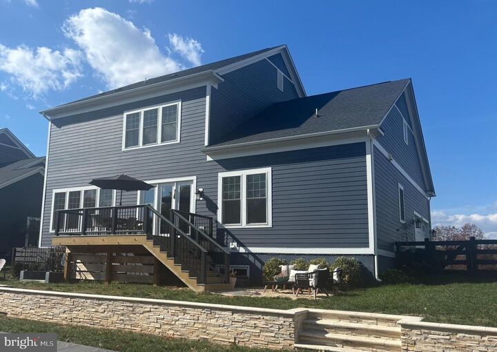 Property Photo: 25970 Liquidambar Lane VA 20105