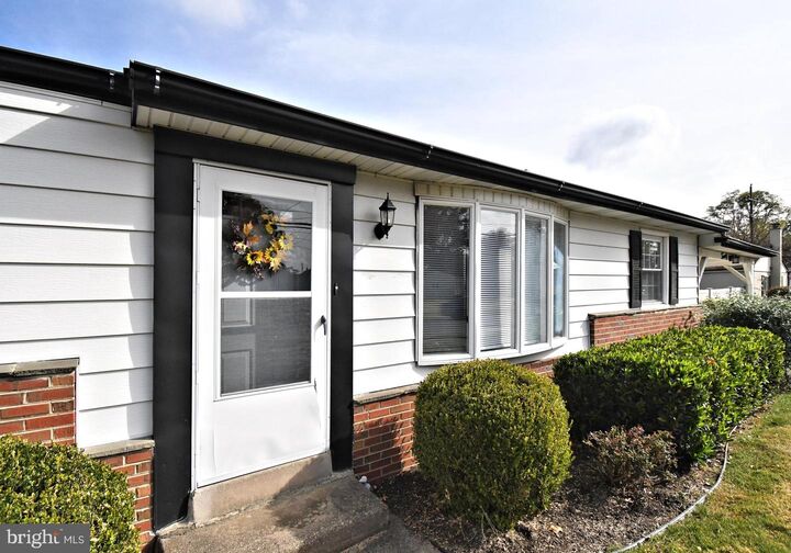 Property Photo: 24 Springmeadow Road PA 19053