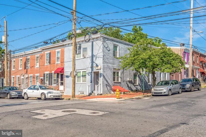 Property Photo:  201 S Van Buren Street  DE 19805