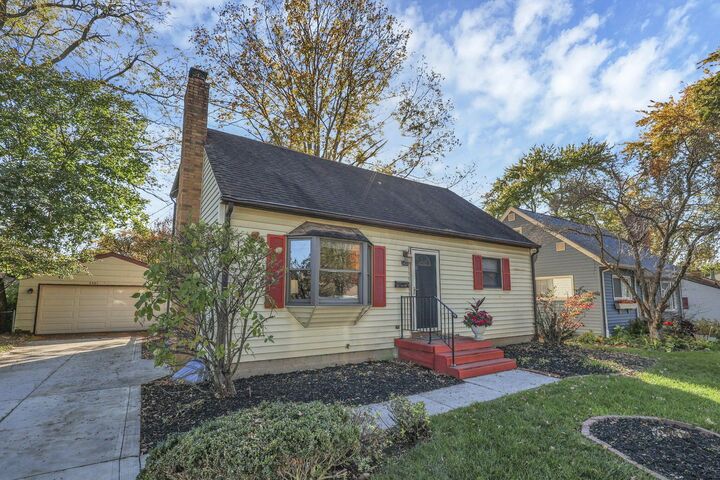 2401 Shrewsbury Road  Upper Arlington OH 43221 photo