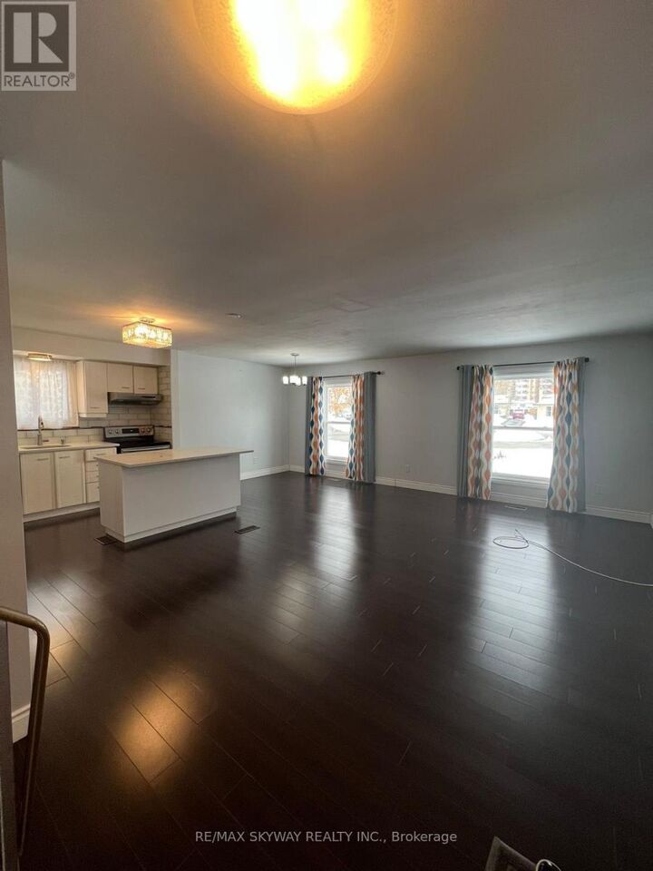 Property Photo:  18 Matthew Court  ON N2B 1W6 