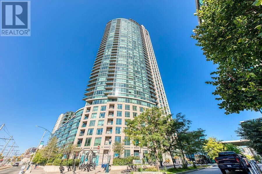 Property Photo: 219 Fort York Boulevard 709 ON M5V 1B1