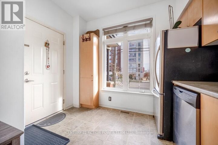 Property Photo:  799 Montreal Road 28  ON K1K 0S9