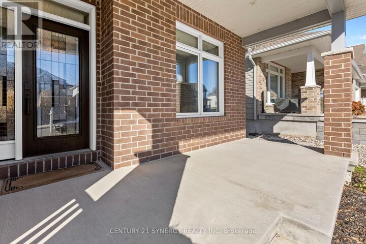 Property Photo:  579 Baie-Des-Castors Street  ON K4A 0Y7