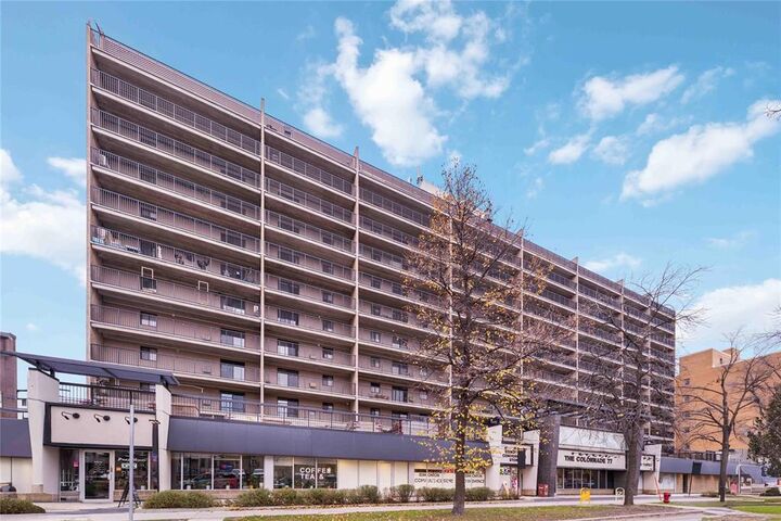 Photo de la propriété:  77 Edmonton Street  MB R3C 4H8