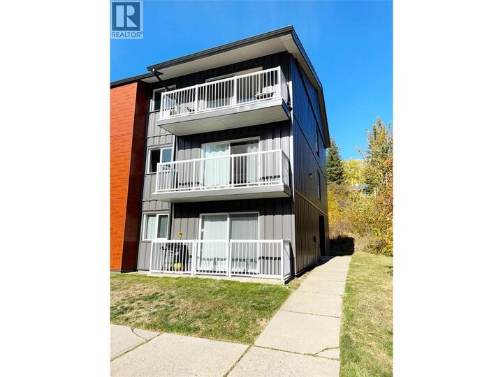 880 Wordsworth Avenue 304  Warfield BC V1R 2E9 photo