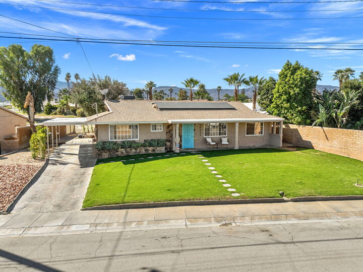 Property Photo:  42245 Kansas Street  CA 92211 