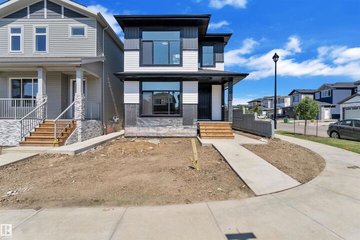 Property Photo: 3502 42 Avenue AB T4X 3G4