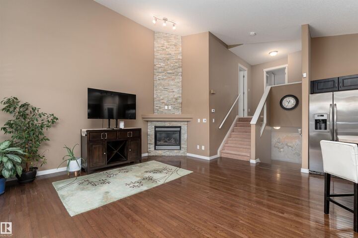 Property Photo:  166 Rue Magnan Street  AB T4X 0A6 