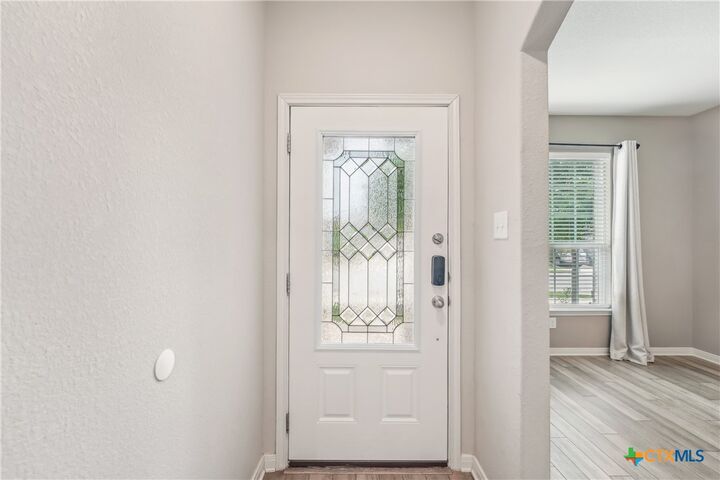 Property Photo:  320 Freedom Park Avenue  TX 78642 