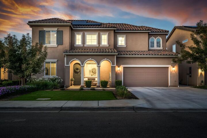 4245 Fairmont Avenue  Clovis CA 93619 photo