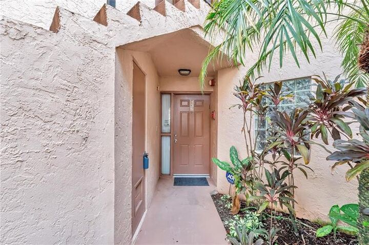 Property Photo:  10690 NW 14th St 136  FL 33322